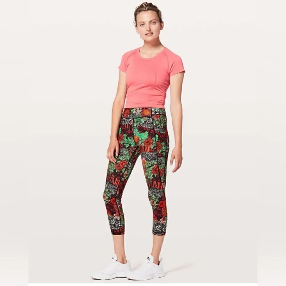 Lululemon Athletica RARE Time To Sweat Crop *23” Zen Garden Multi Size 4